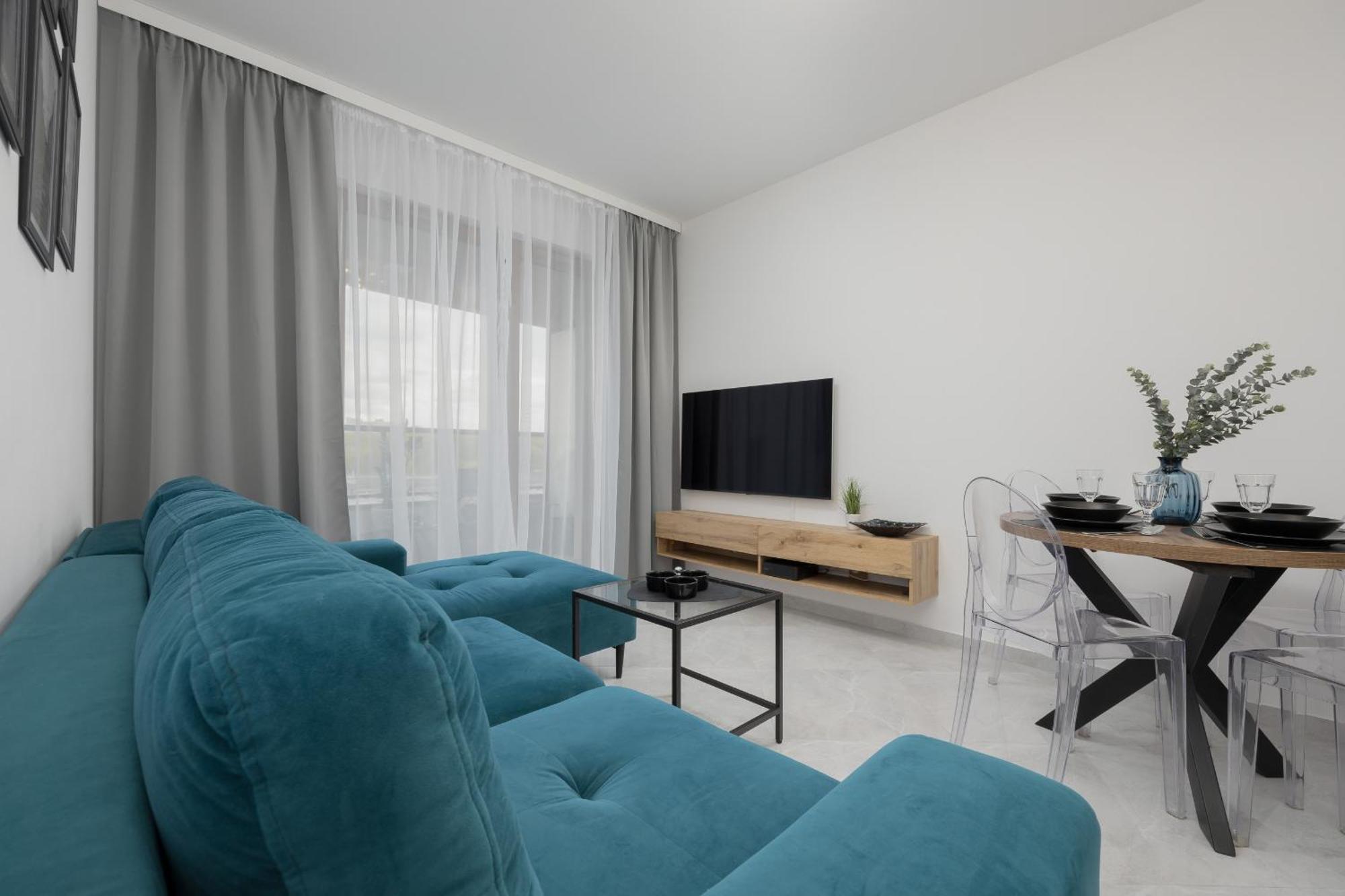 Apartment With Balcony & Parking In Warsaw By Noclegi Renters Extérieur photo